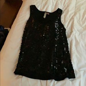 Sequin tink top✅